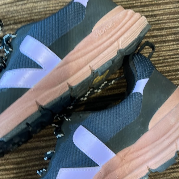 Veja
Dekkan Shoes - Picture 9 of 10